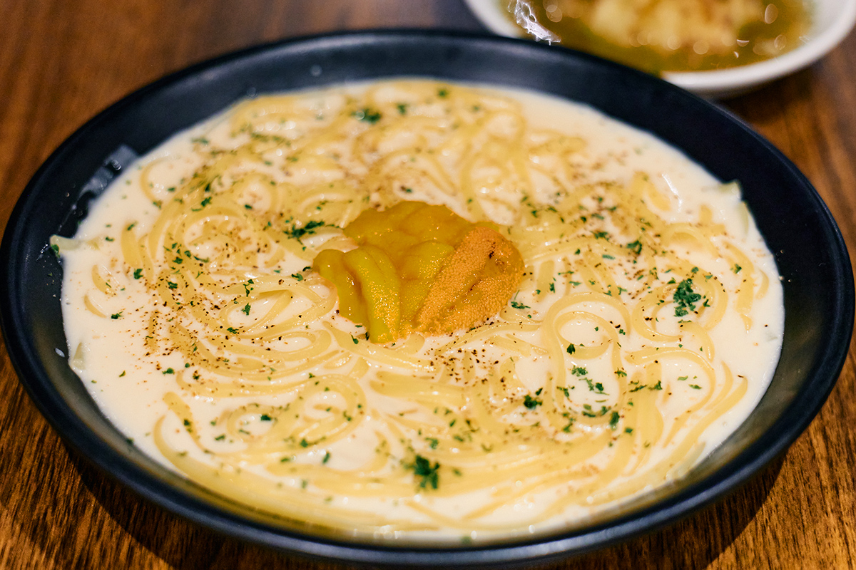 「大衆イタリアン ブドウヤ」のウニのクリーム生パスタの画像